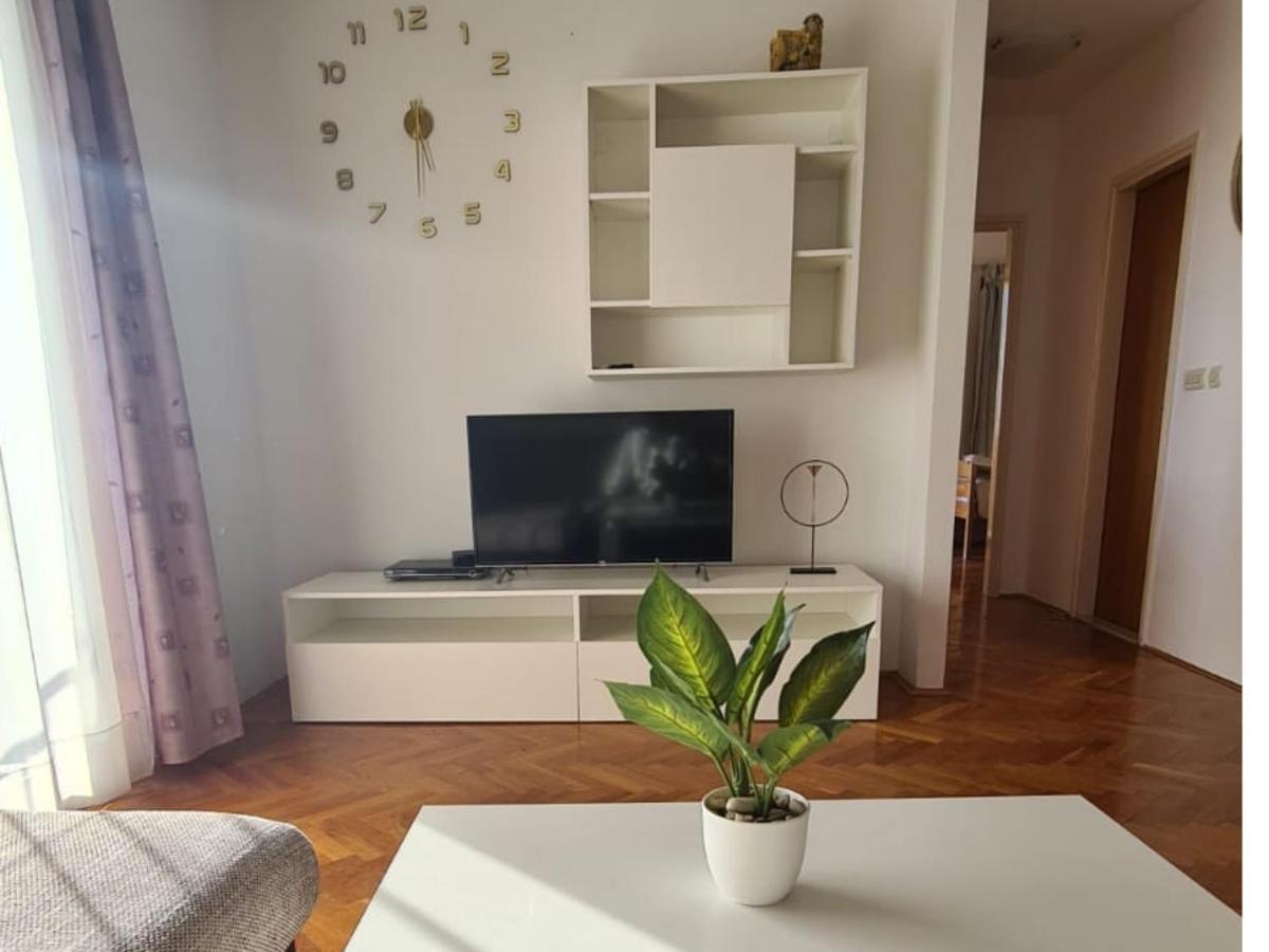Apartman Ljubav Makarska Exterior foto